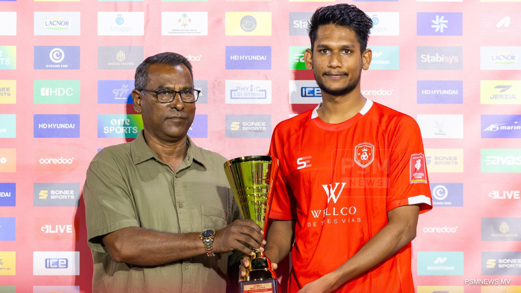 ދެއްވަދޫއިން ފުރަތަމަ ފަހަރަށް ޒޯން ތަށި އުފުލާލައިފި