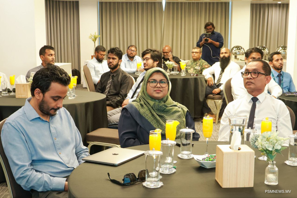 ޑިޖިޓަލް ޓްރާންސްފޯމޭޝަން އޮފިސަރުންނަށް ޚާއްޞަ ވޯކްޝޮޕެއް