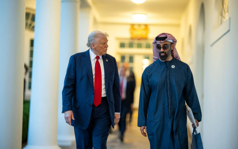 ޓްރަމްޕްގެ ކްރިޕްޓޯ ކުންފުނީގެ ބޮޑު ހިއްސާއެއް އަބޫދާބީގެ ޝައިޚަކަށް ވިއްކާލައިފި