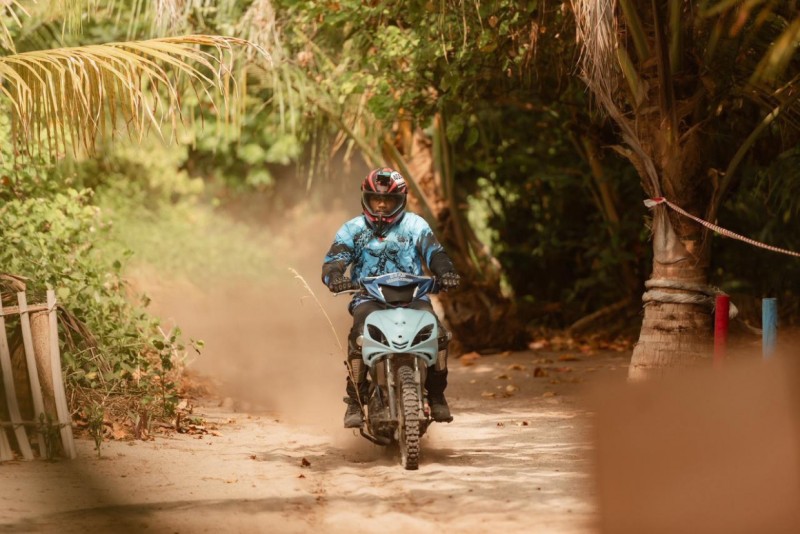 މަކުނުދޫގައި ބޭއްވި "ހިކިފަސް ޕްރޯ" ރޭސިން އިވެންޓަށް ބޮޑު ތަރުހީބެއް