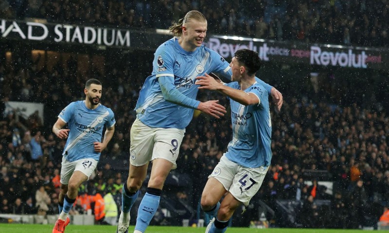 އިތުރު މޮޅަކާއެކު ސިޓީން އާސެނަލުގެ ފަހަތުގައި ވިއްދާފައި