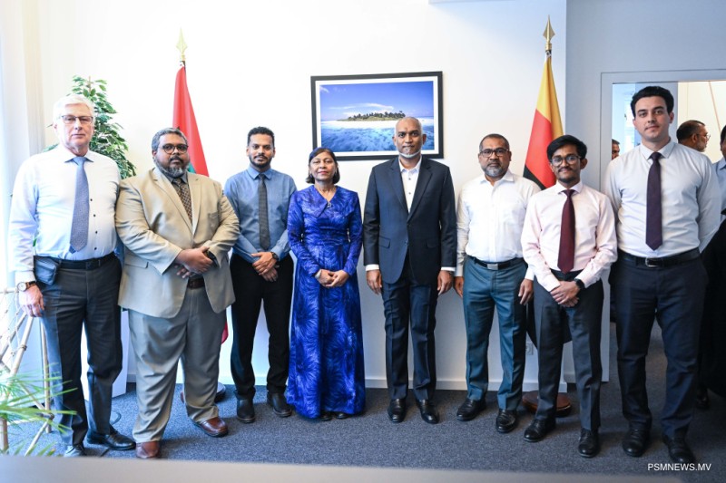 ރައީސުލްޖުމްހޫރިއްޔާ، ޖަރުމަނުވިލާތުގައި ހުންނަ ދިވެހި އެމްބަސީއަށް ޒިޔާރަތްކުރައްވައިފި