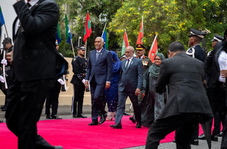 އިބޫގެ ސިޓީ އަނބުރާ ގެންނަން މޮރިޝަސްގެ ބޮޑުވަޒީރަށް ފޮނުއްވާ ސިޓީގައި ރައީސް މުއިއްޒު ސޮއިކުރައްވައިފި