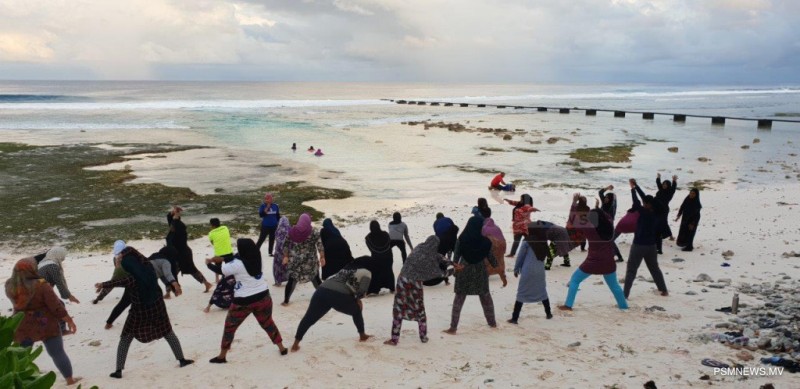 ރައްޔިތުން ދުޅަހެޔޮ ބަޔަކަށް ހެދުމަށް ހުރިހާ ރަށެއްގައި ހަރަކާތްތަކެއް ބާއްވަނީ