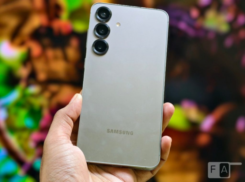 އެސް26 ޕްލަސް ރަސްމީކޮށް ނެރުމުގެ ކުރިން އޮންލައިންކޮށް ވިއްކަން ޖަހައިފި