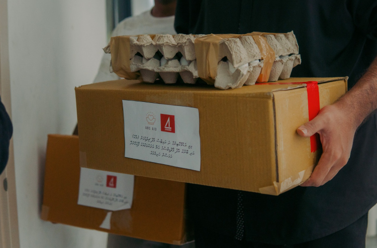 އަސާސީ ބޭނުންތައް ފުއްދަން ދަތި މީހުންނަށް ބީއެމްއެލްގެ މުވައްޒަފުން އެހީތެރިވެއްޖެ