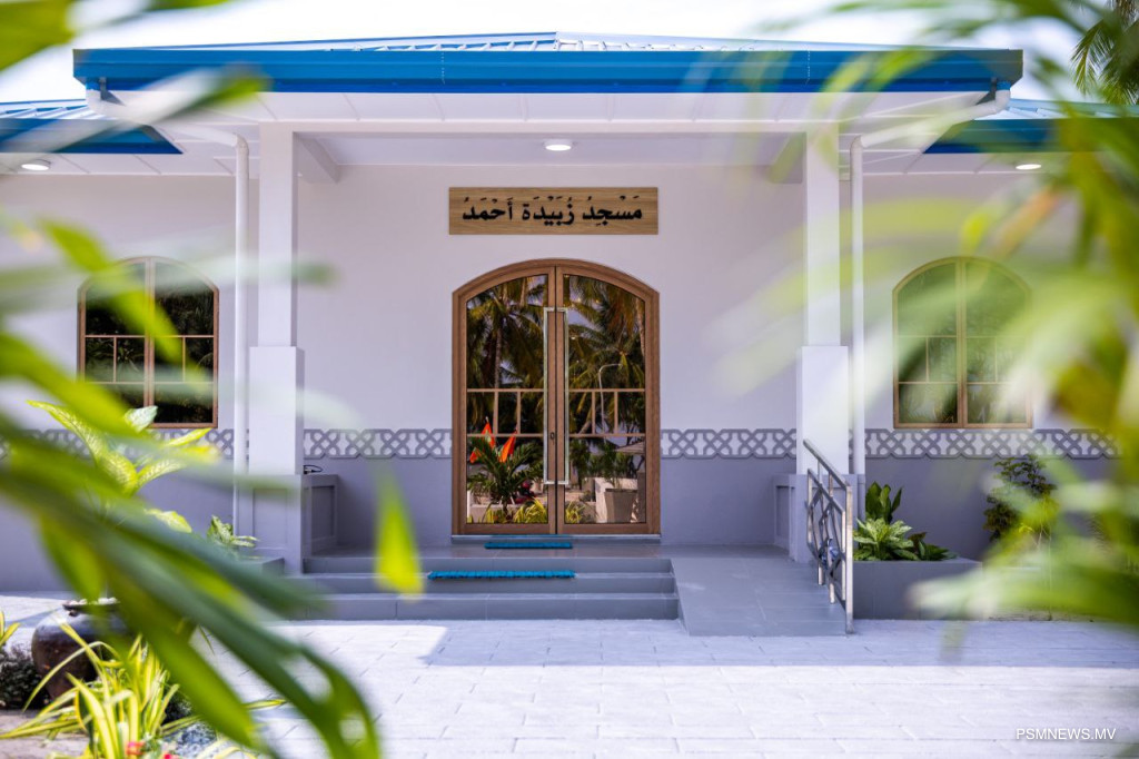 އިހަވަންދޫގައި އަލަށް ބިނާކުރި މިސްކިތް ހުޅުވައިފި