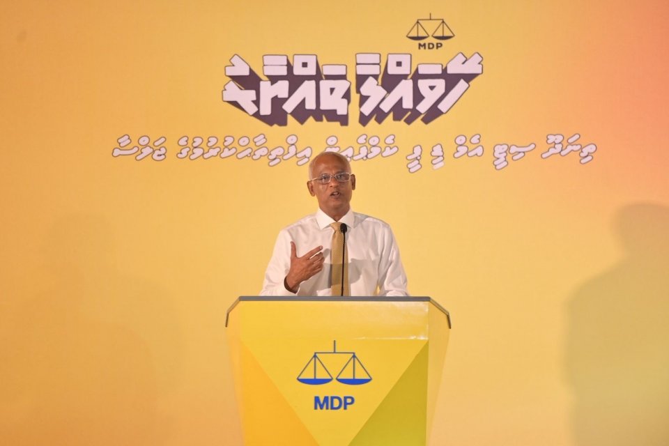 ކައުންސިލަށް އިންތިހާބުކުރާ މެންބަރުންނަކީ ވެރިންނަށް ސަނާކިޔަން ގެންނަ ބައެއް ނޫން: ޞާލިހް