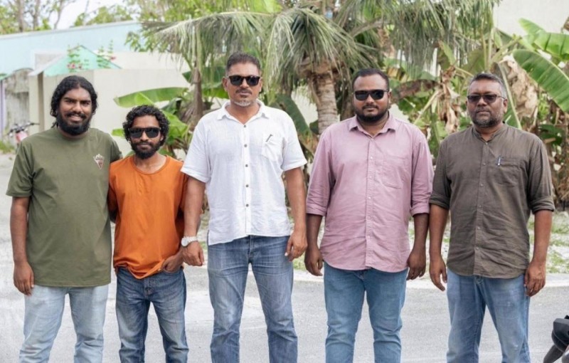 އެމްޑީޕީގެ ކެންޑިޑޭޓުންނަށް ތާއީދުކުރާތީ، ވެމްކޯގެ މުވައްޒަފުންތަކެއް އެހެން ރަށްރަށަށް ބަދަލުކުރިކަމުގެ ތުހުމަތު