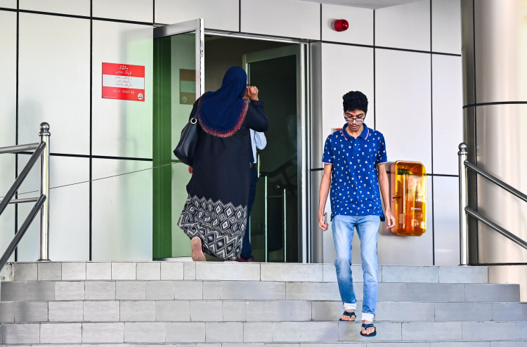 ދެ އަހަރު ނުވާ ދަރިން ތިބޭ މުވައްޒަފުންނަށް ދުވާލަކު އެއްގަޑިއިރު ހުސްވަގުތު ދޭން ޖެހޭ ގޮތް ހަދަނީ