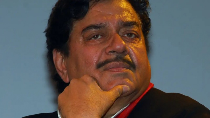 ޒާތީ މައުލޫމާތާއި ހައްގުތައް ރައްކާތެރިކޮށްދިނުމަށް އެދި ސަތަރޭ ވެސް ކޯޓަށް