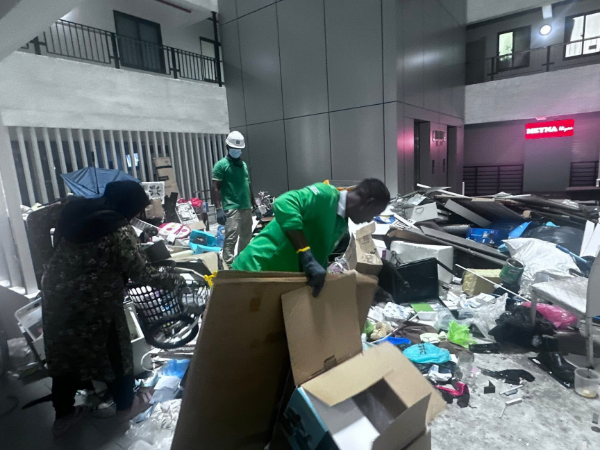 ހިޔާ ޓަވަރުތަކަށް ކުނި އެޅުން: އާންމުންގެ ޝަކުވާއަކަށްވީ އުކާލެވޭނެ ފަސޭހަ އިންތިޒާމެއް ނެތުން