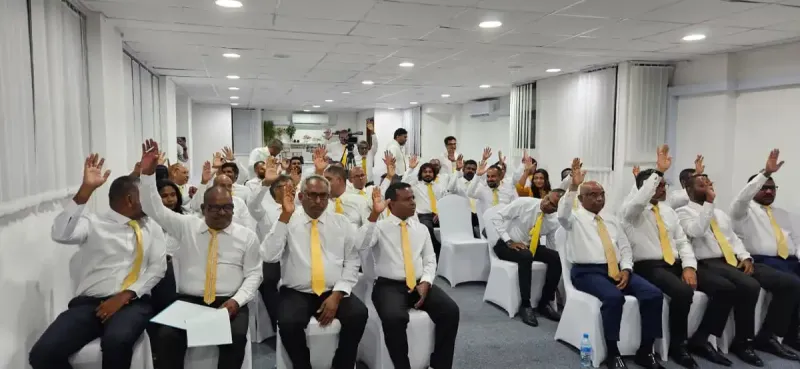 ދެ އިންތިޚާބު އެއްކޮށްލުމަށް ނޫނެކޭ ބުނުމަށް އެމްޑީޕީ އިން ފާސްކޮށްފި