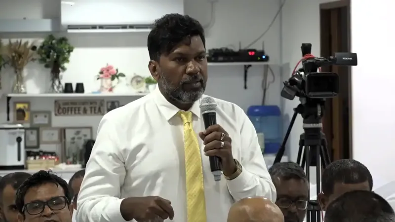 ދެ އިންިތިހާބު އެއްކުރުމާއި ދެކޮޅަށް އެމްޑީޕީ އިން މަގުމައްޗަށް ނުކުމެ ރައްޔިތުންނަށް އުއްމީދެއް ދޭންޖެހޭ: ރާއީ