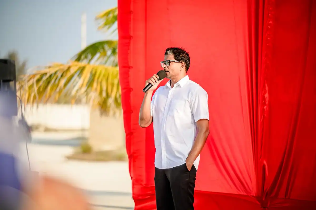 އަލީ ސީޒަން