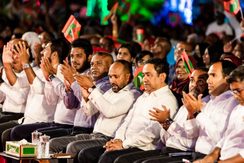 ސަރުކާރުން ކުރާ ވިޔާނުދާ ކަންކަން ހުއްޓުވަން، އެންމެންނާ ގުޅިގެން މަސައްކަތް ކުރަން ބޭނުންވޭ: ޔާމީން