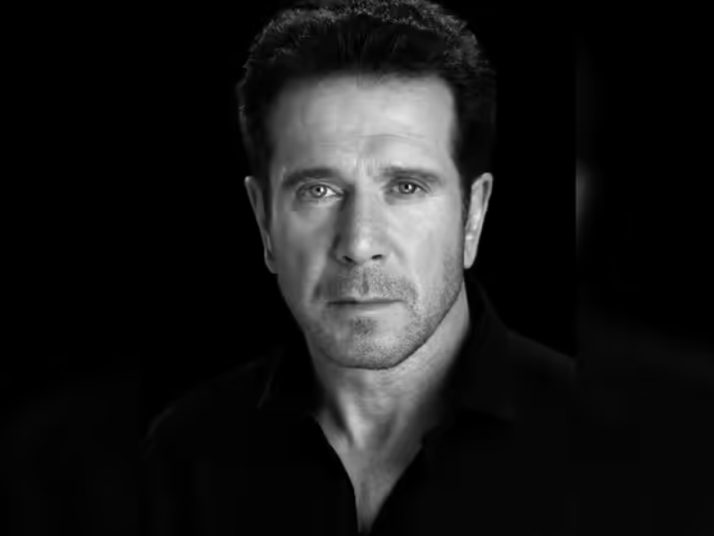 އަލިފާނުގެ ހާދިސާއެއްގައި 'ދަ ވަޔަ' ގެ އެކްޓަރު ބޮބީ ޖޭ ބްރައުން މަރުވެއްޖެ