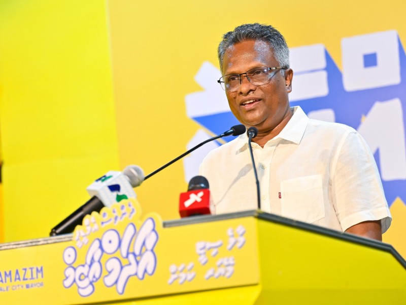 ކައުންސިލްގެ ޖަލްސާތަކަށް އޮންލައިންކޮށް ''ޕިޖާމާ ލައިގެން'' ވަންނަ މީހުން ބޭނުމެއްނުވޭ: އާޒިމް