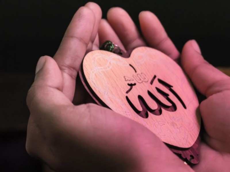 އަންނައުނު ބައުވާހެން އީމާންކަން ވެސް ފަނޑުވެއެވެ.