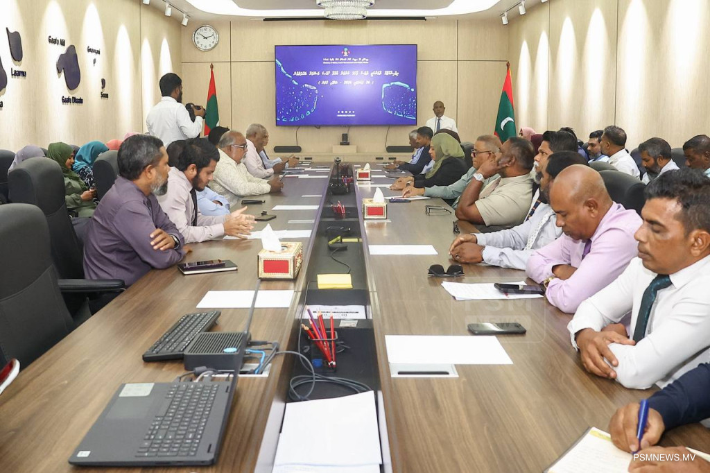 ނިޒާމީ ބަދަލުތަކާއެކު، އިދާރީދާރާތަކުގެ ހިންގުން ހަރުދަނާވެއްޖެ