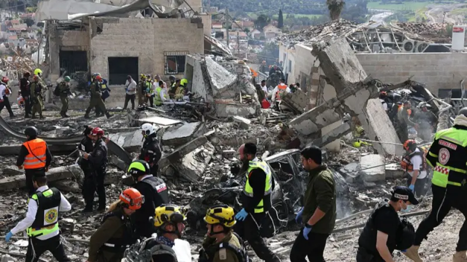 އިރާނުން އިސްރާއީލަށް ދިން ހަމަލާގައި މަދުވެގެން 9 މީހަކު މަރުވެއްޖެ