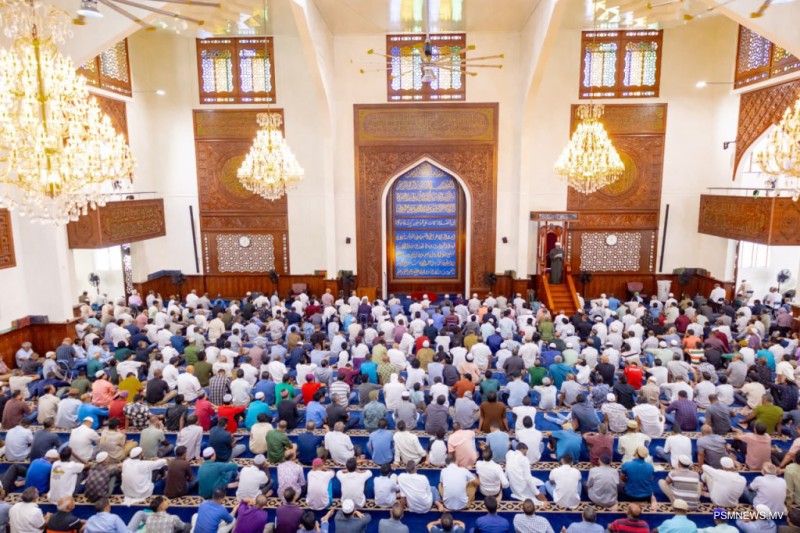 "ރޯދަވެރިޔާގެ ކާމިޔާބުއޮތީ ރިވެތި އަޚުލާޤުން ނަފުސު ތަހުޒީބުކުރުމުން"