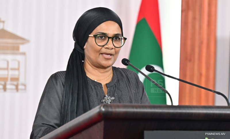 ފޮޓޯ: ރައީސުލްޖުމްހޫރިއްޔާގެ އޮފީހުގައި ބޭއްވި ނޫސްވެރިންގެ ބައްދަލުވުމުން