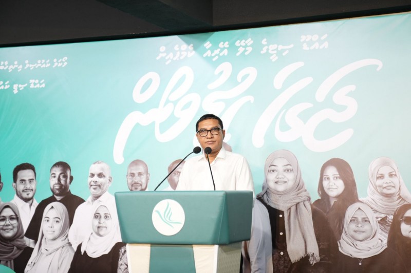 15 އަހަރު މޭޔަރުކަންކުރަމުން އަންނަ ނިޒާރަށް އައިބީ: ނާގާބިލް މޭޔަރެއްކަން އެނގެނީ އައްޑޫ ތަރައްގީ ނުވާތީ