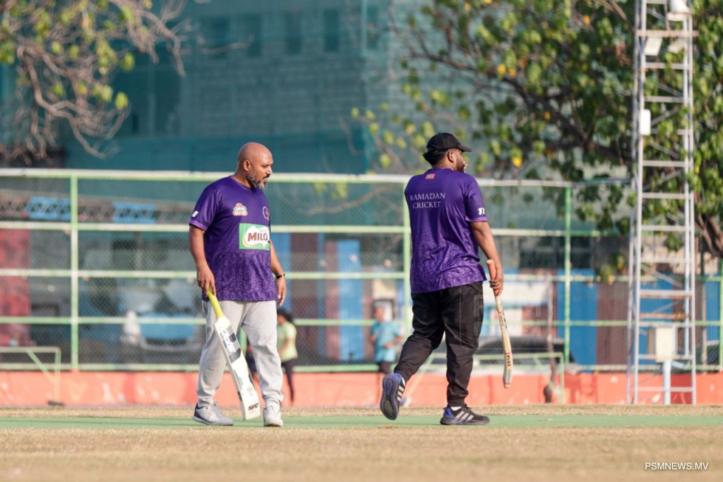 ސިފައިން ސެމީއަށް، ކަސްޓަމަށް ފުރަތަމަ މޮޅު