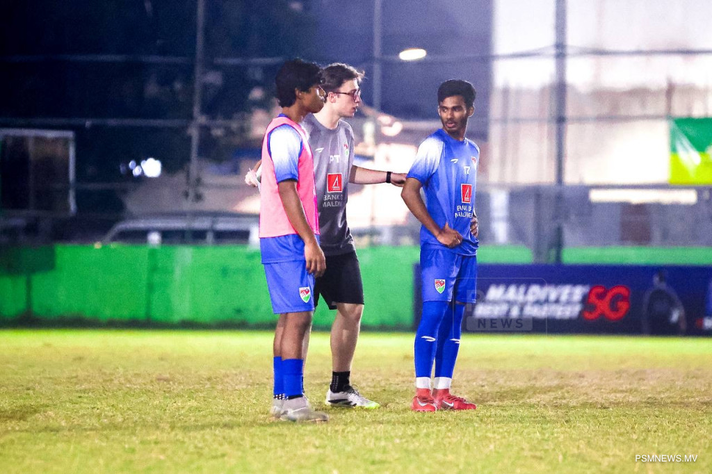 ތައްޓަށް އަމާޒުކޮށް 20 އަހަރުން ދަށުގެ ފަރިތަކުރުންތައް ކުރިއަށް