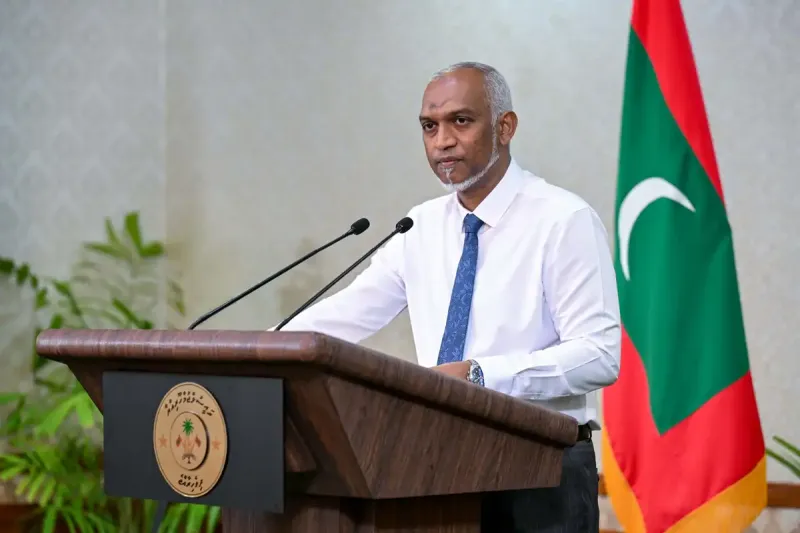 ޚާމަނާއީ އަވަހާރަ ކޮށްލުން ކުށްވެރި ކުރައްވަން ކެރިވަޑައިގަންނަވާ ކަމަށް ތަކުރާރުކޮށް ވިދާޅުވެ، އެކަން ކުރައްވަން ރައީސް މުޢިއްޒު އަށް ކެރިވަޑައި ނުގެންނެވި