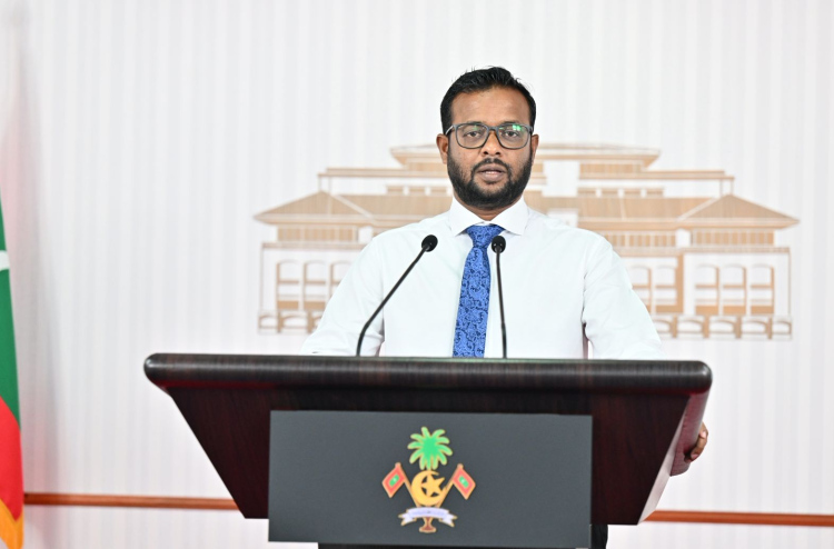 ހާއްސަ ކެޓަގަރީގެ ޝަރުތު އަނެއްކާވެސް ފަސް އަހަރަށް ބަދަލުކުރަނީ