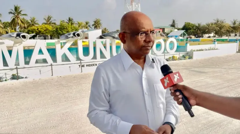 ބޮޑު ބަޖެޓެއް ފާސްކޮށް ރަށްރަށުގައި ތަރައްގީގެ މަޝްރޫއުތައް ކުރިއަށް ނުގެންދެވުމުން ރާއްޖޭގެ ރަށްރަށް ދަނީ ފަޅުވަމުން: އަބްދުﷲ ޝާހިދު