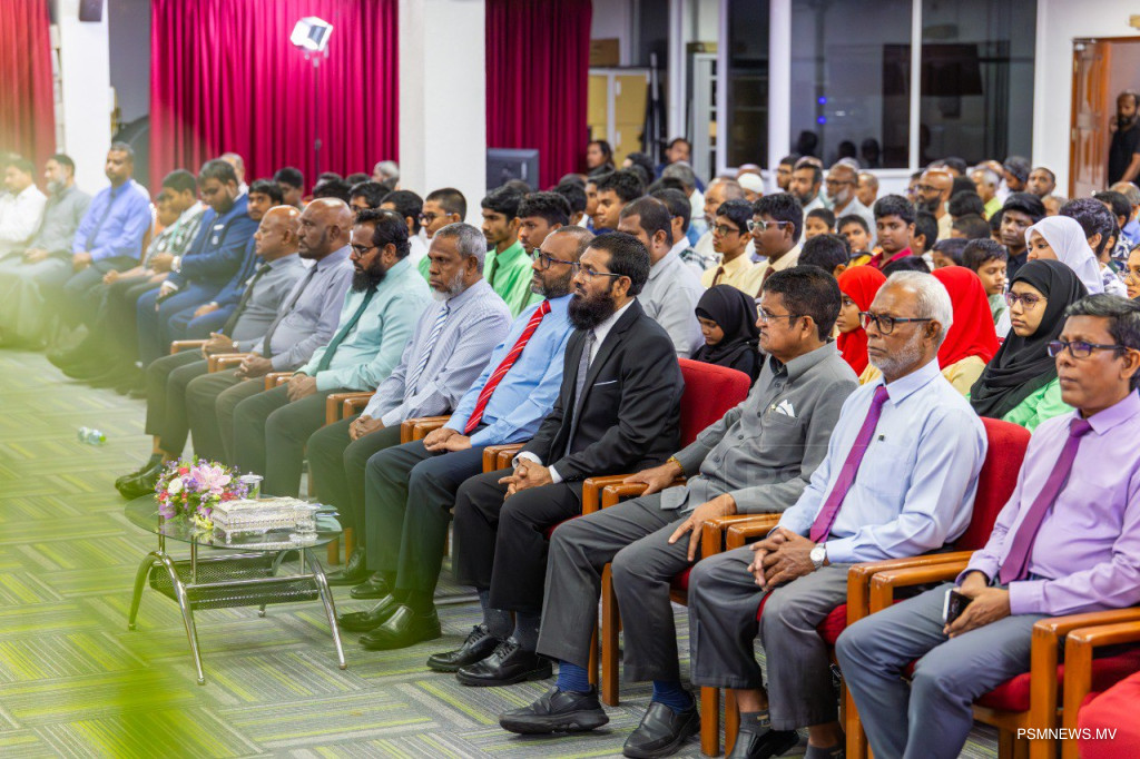 ރަނގަޅު ދަރިފަސްކޮޅެއް ދޫކޮށްފައި ދިއުމަކީ މައިންބަފައިންގެ އެންމެ މުހިއްމު މަޝްރޫޢު
