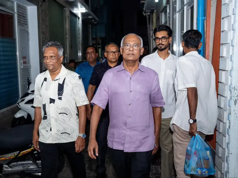 ހަމަލާ ދިނުމާއި ގުޅިގެން މޭޔަރު އާޒިމްއަށް ބޭނުންވާ ރައްކާތެރިކަން ފޯރުކޮށްދިނުމަށް ކުރީގެ ރައީސް ސޯލިހު ގޮވާލައްވައިފި