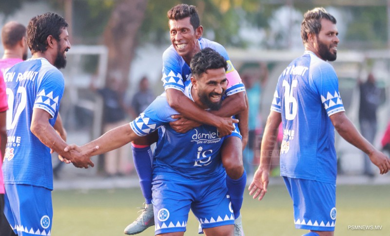 ފޮޓޯ: އެފްއޭއެމް ވެޓެރެންސް ކަޕް 2026- ނިއުރޭޑިއަންޓް ސްޕޯޓްސް ކުލަބު އަދި މުއިވެޔޮ ފްރެންޑްސް ކުލަބު ބައްދަލުކުރި މެޗް