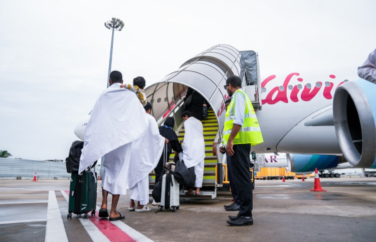 މޯލްޑިވިއަންގެ ފްލައިޓެއް ޗާޓަރުކޮށް، 164 މީހުން މިރޭ އުމްރާ އަށް ފުރުވާލަނީ