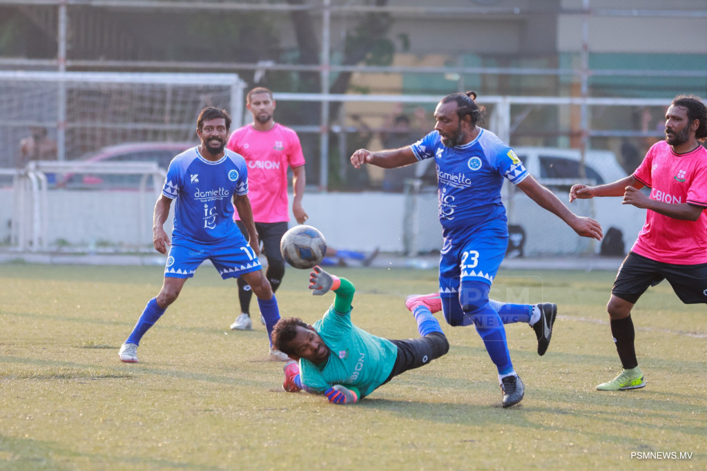 މުއިވެޔޮ ބަލިކޮށް ނިއު ސެމީއަށް