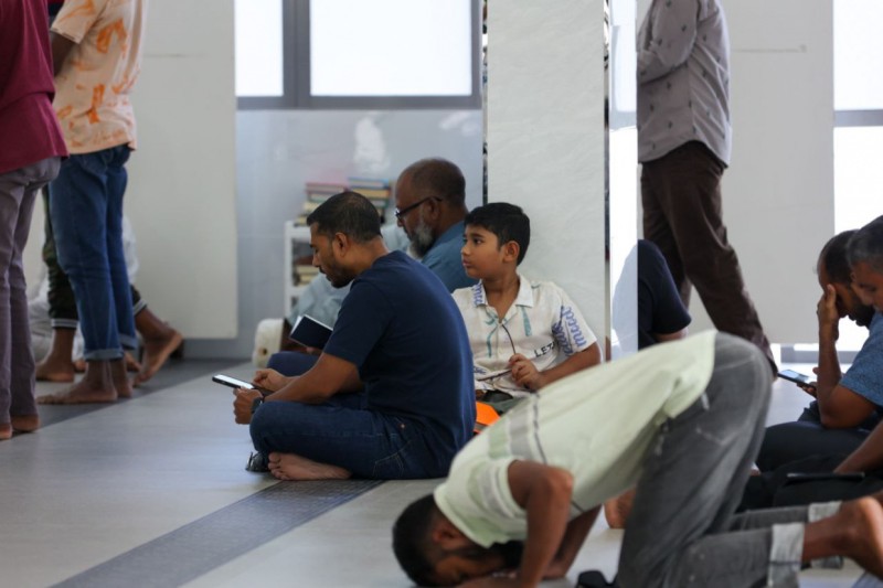 ދަމުނަމާދު ކުރުން 35 މިސްކިތެއްގައި، އިއުތިކާފަށް އިނުން 25 މިސްކިތެއްގައި ހަމަޖައްސައިފި