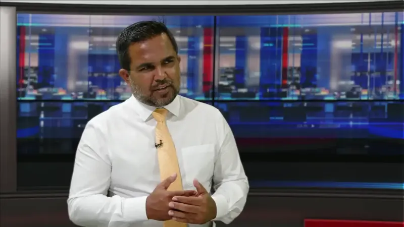 ބައެއް ސްކޫލުތަކުގައި މުދައްރިސުންނެތިގެން ބައެއް މާއްދާތައް ކިޔަވައިނުދޭ މައްސަލަ: އިހުސާން