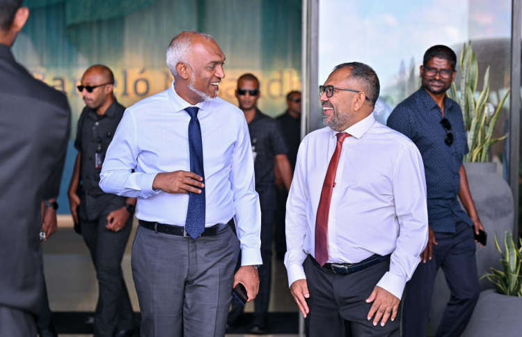ސުކޫކަށް ދައްކަން ޖެހުނު 524 މިލިއަން ދައްކައި، ހަލާސްކޮށްފި