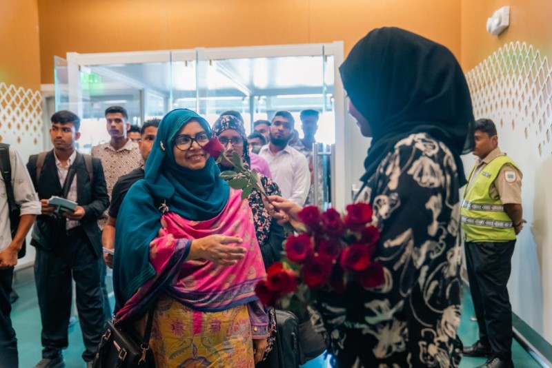 ދޮޅު އަހަރު ފަހުން، މޯލްޑިވިއަނުން ބަންގްލަދޭޝްއަށް ކުރާ ދަތުރުތައް އަލުން ފަށައިފި
