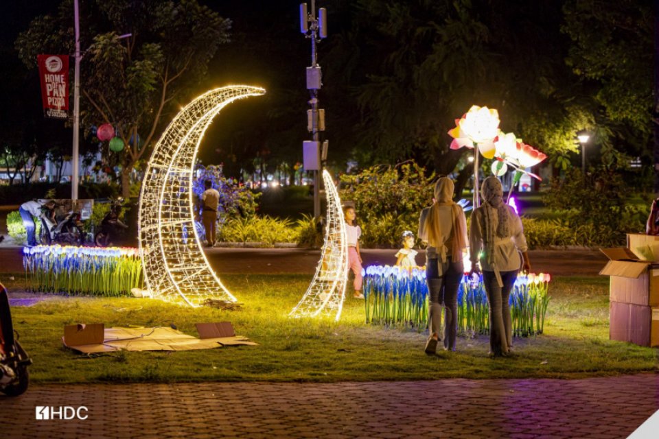 ތެލުގެ އަގު ބޮޑުވެފައިވާތީ އީދަށް ބޮކިފަތި ދިއްލާނީ ސިޓީތަކުގައި އެކަނި