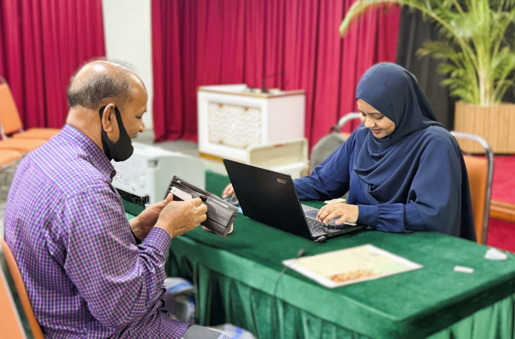 ފިތުރު ޒަކާތުގެ ގޮތުގައި ފަގީރުންނާއި މީސްކީނުންގެ ކޮންމެ މީހަކަށް 6،000ރ. ބަހައިފި