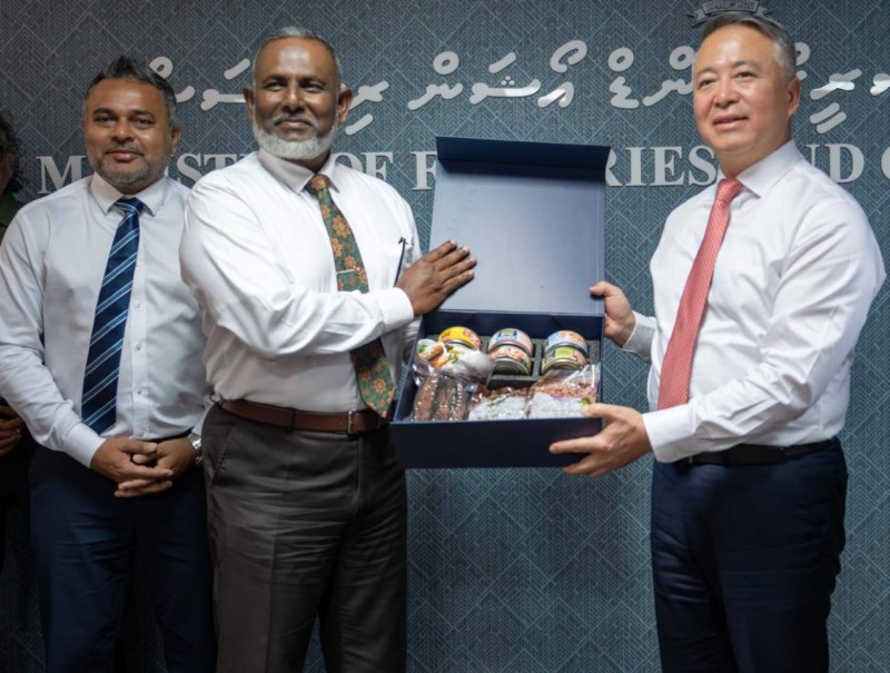 އައްޑޫގައި ފިނިކުރި ކަންނެލި ޕްރޮސެސްކޮށް އެކްސްޕޯޓްކުރާ ފެކްޓަރީއެއް އަޅަން ސޮއިކޮށްފި