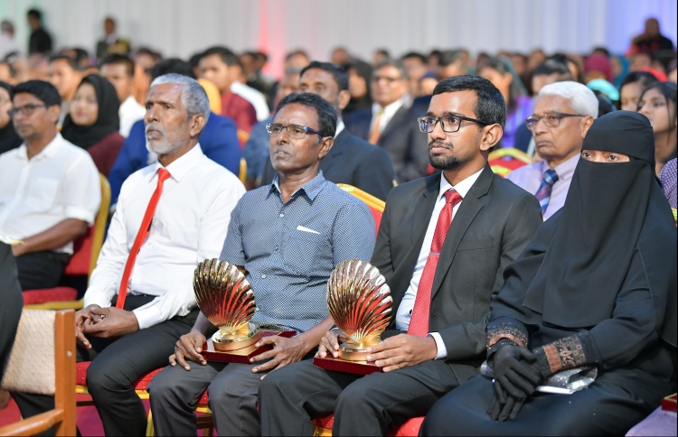 ގައުމީ އިނާމަށް ނަން ހުށަހަޅަން އަންނަ ބުދަދުވަހު ހުޅުވާލަނީ