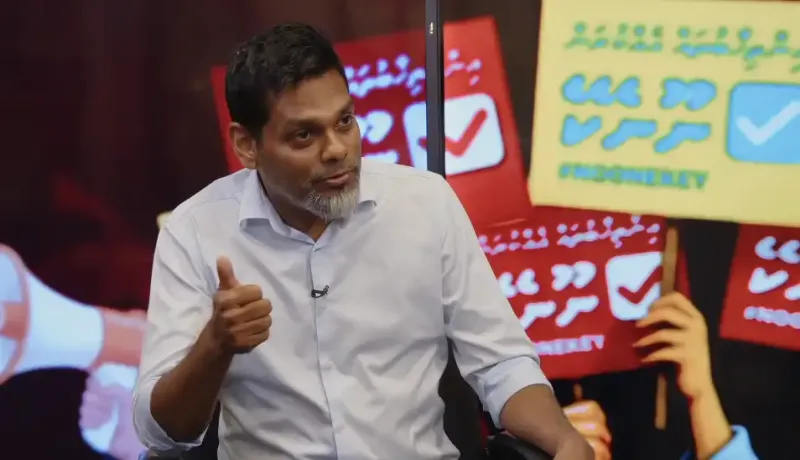 ރިފެރެންޑަމް ސަރުކާރަށް ކާމިޔާބުވެއްޖެނަމަ މަޖިލިސް މެދުވެރިކޮށް ސަރުކާރުން ކުރާ ކަންކަން އިތުރަށް ގޯސްވާނެ، މި ވޯޓަށް ނޫނެކޭ ބުނަން ޖެހޭ: އަމްރު