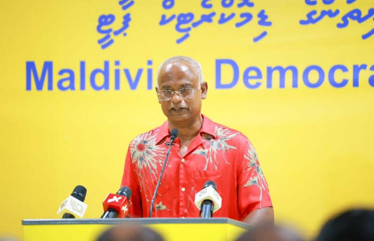 އައްޑޫގެ ރައްޔިތުން ހިތްހަމަޖެހެނީ ބޭނުންވާ ގޮތަށް ތަރައްގީ ގެނައުމުން: އިބޫ