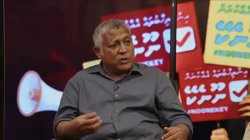 ފެންނަ ނުފެންނަ ވޯޓު ނަގަން އުޅެނީ ރިޔާސީ އިންތިހާބުގައި ޔާމީންގެ ފޮޓޯ ޖަހައިގެން އުޅުނު ގޮތަށް، މިފަހަރު ޔާމީންގެ ބަދަލުގައި އޮތީ ކައުންސިލް އިންތިހާބު: އަސްލަމް