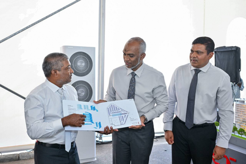 ހުޅުމާލޭގައި، 1،300 ވެހިކަލްގެ ޖާގައިގެ 13 ބުރީގެ ޕާކިން ބިލްޑިންއެއްގެ ބިންގާއަޅައިފި